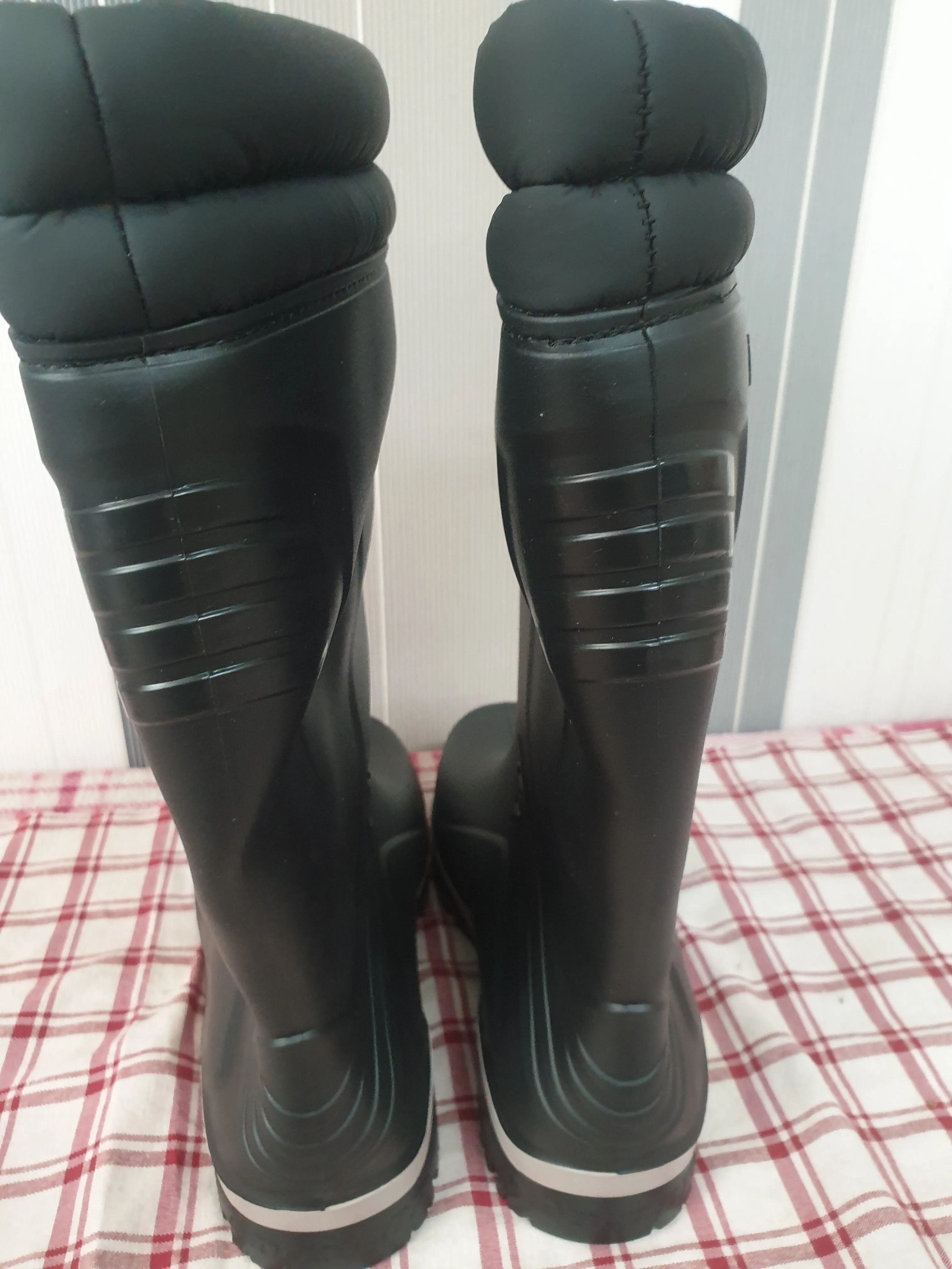 💦 NEW WITH TAGS 💦 Black Dunlop fleeced lined wellingtons FREE POSTAGE 🟢