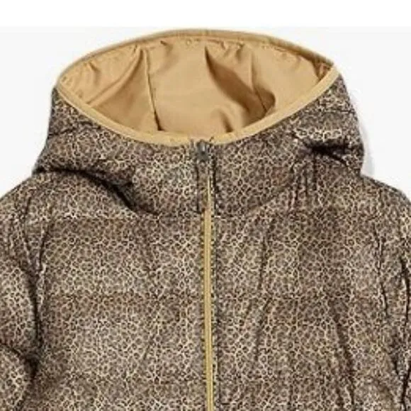 Amazon Essentials Women's Lightweight Water-Resistant Hooded Puffer Coat plus sz