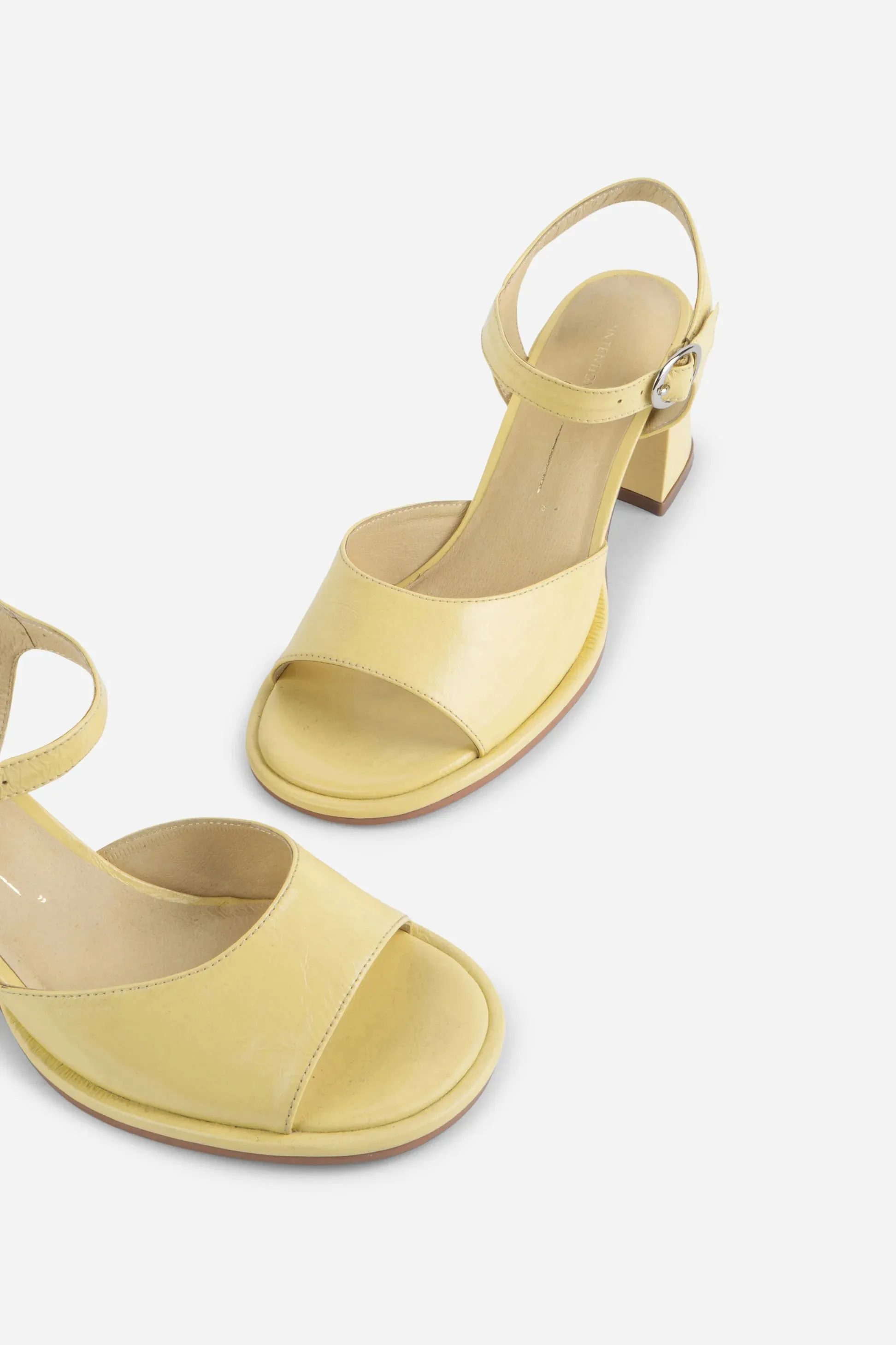 ASTRO HEELED SANDAL