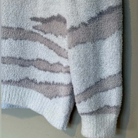 Barefoot Dreams - CozyChic Seaside Crew Neck Sweater - Cream Zebra, Medium