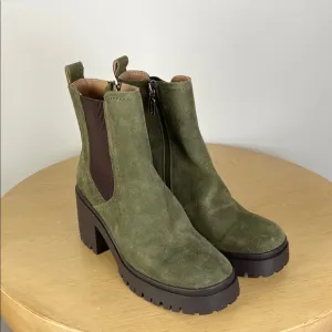 Blondo Women's 7 Raquel Waterproof Chelsea Boot Olive Green Platform Chunky