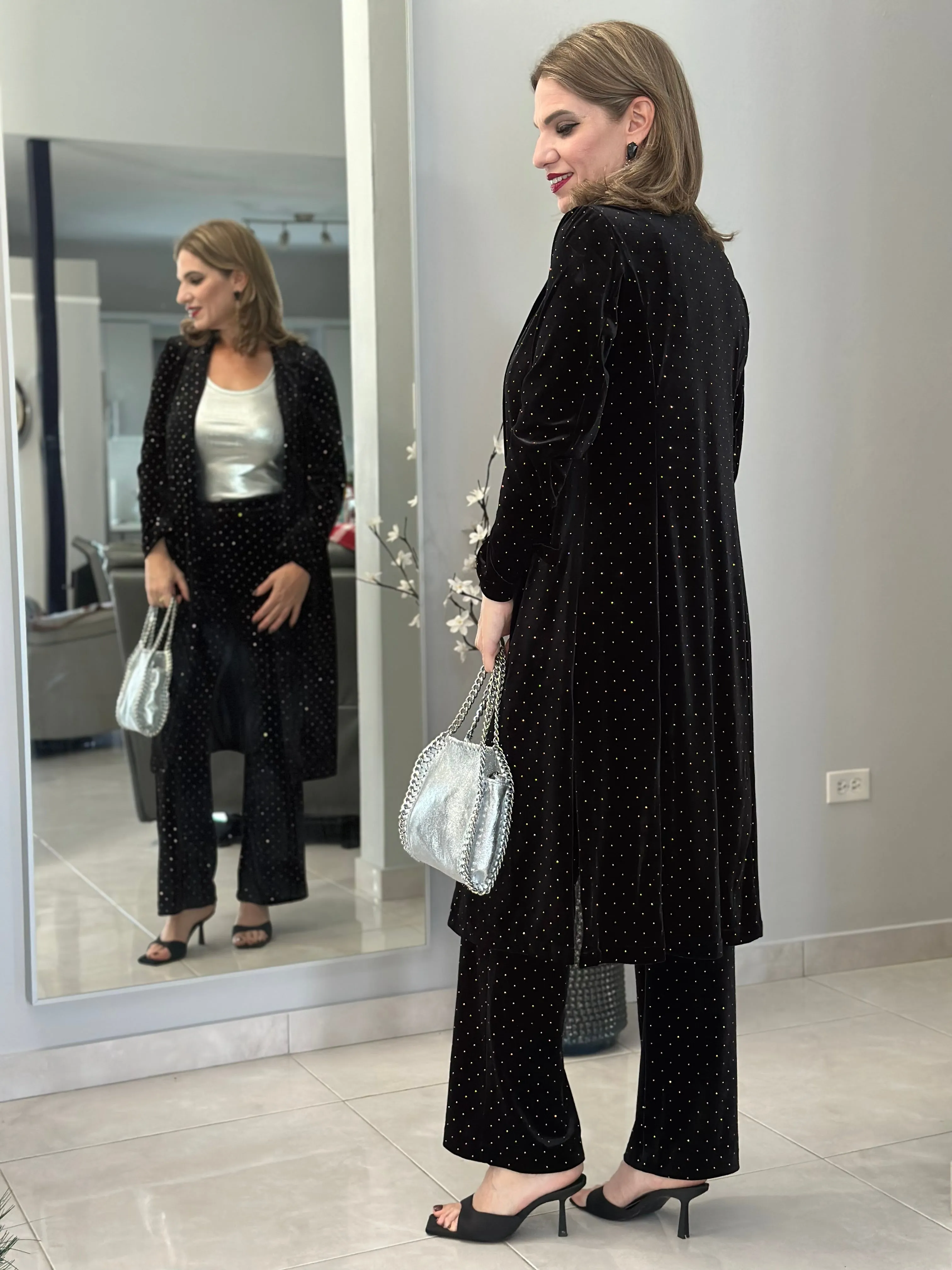 Charlotte Elegant Black Blazer