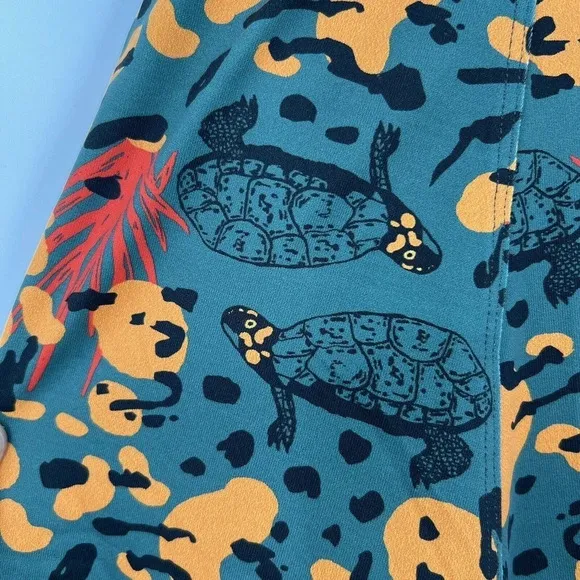 Dona Jo Shakira Turtle Animal Print Golf Tennis Skort Skirt Size 2 Women’s Large