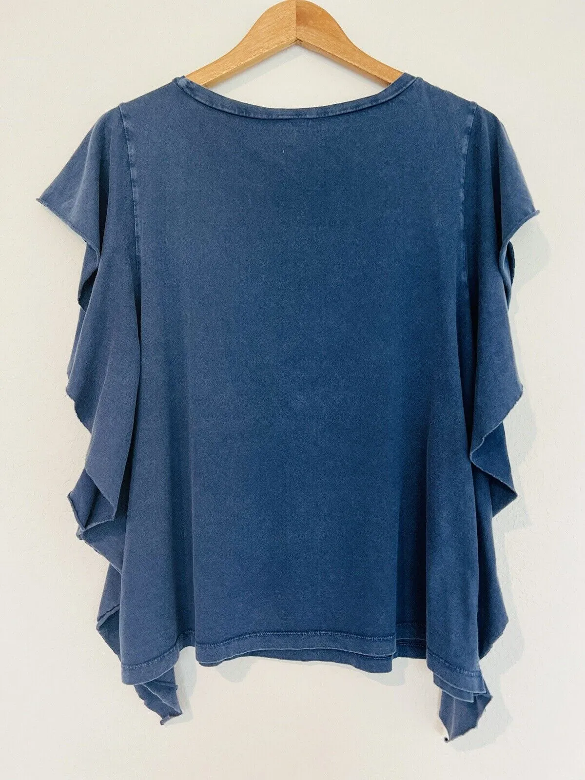 FRAYED JEANS Blue Distressed Jersey Top Sz L Ruffle Sleeve Relaxed Cotton Boho