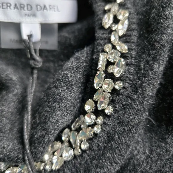 Gerard Darel 100% Wool Embellished Soft Gray Knit Sweater Sz 4 NWT Quiet Luxury