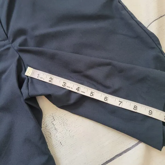 J. Jill Size8 Simple 120 Washable 100% Wool Bermuda Pocket Shorts Navy Blue