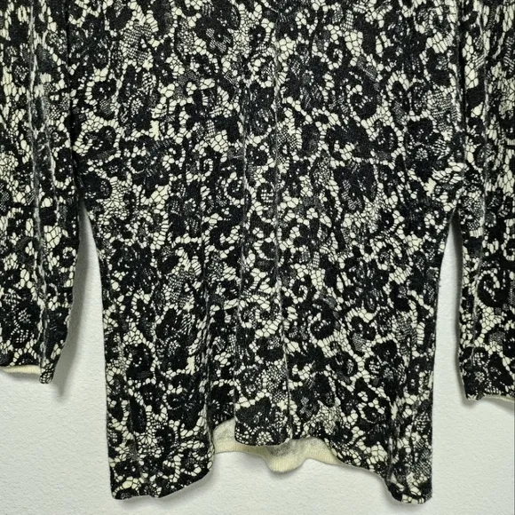 Magaschoni 100% Cashmere Black Lace Print V Neck Sweater 3/4 Sleeve Size L