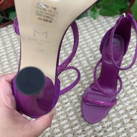 MARC FISHER LTD Carita Ankle Strap Heeled Sandal in Purple Size 7.5
