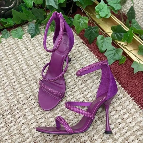 MARC FISHER LTD Carita Ankle Strap Heeled Sandal in Purple Size 7.5