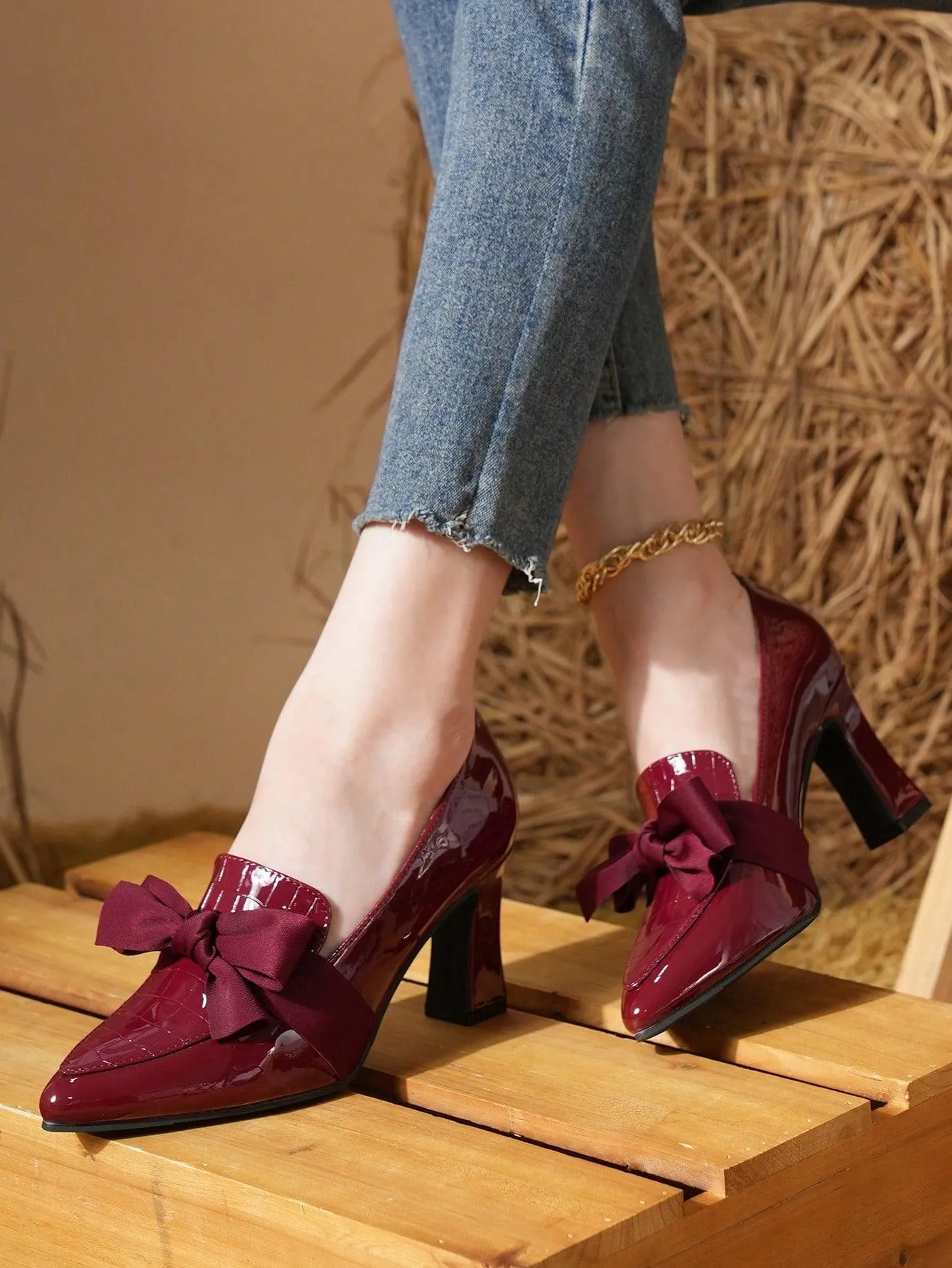 Metal Decor Point Toe Chunky Heeled Loafers