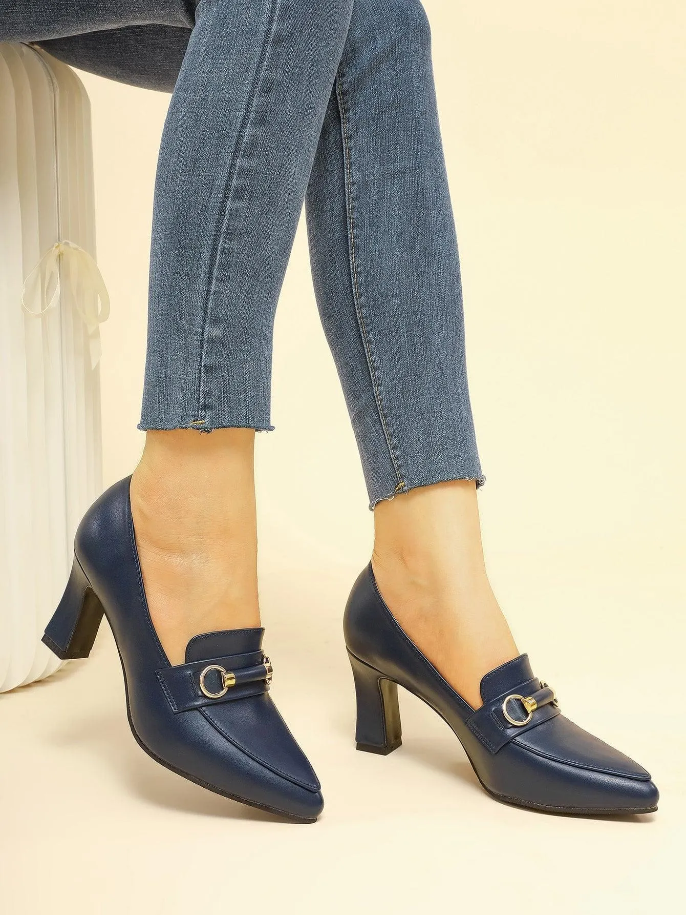 Metal Decor Point Toe Chunky Heeled Loafers