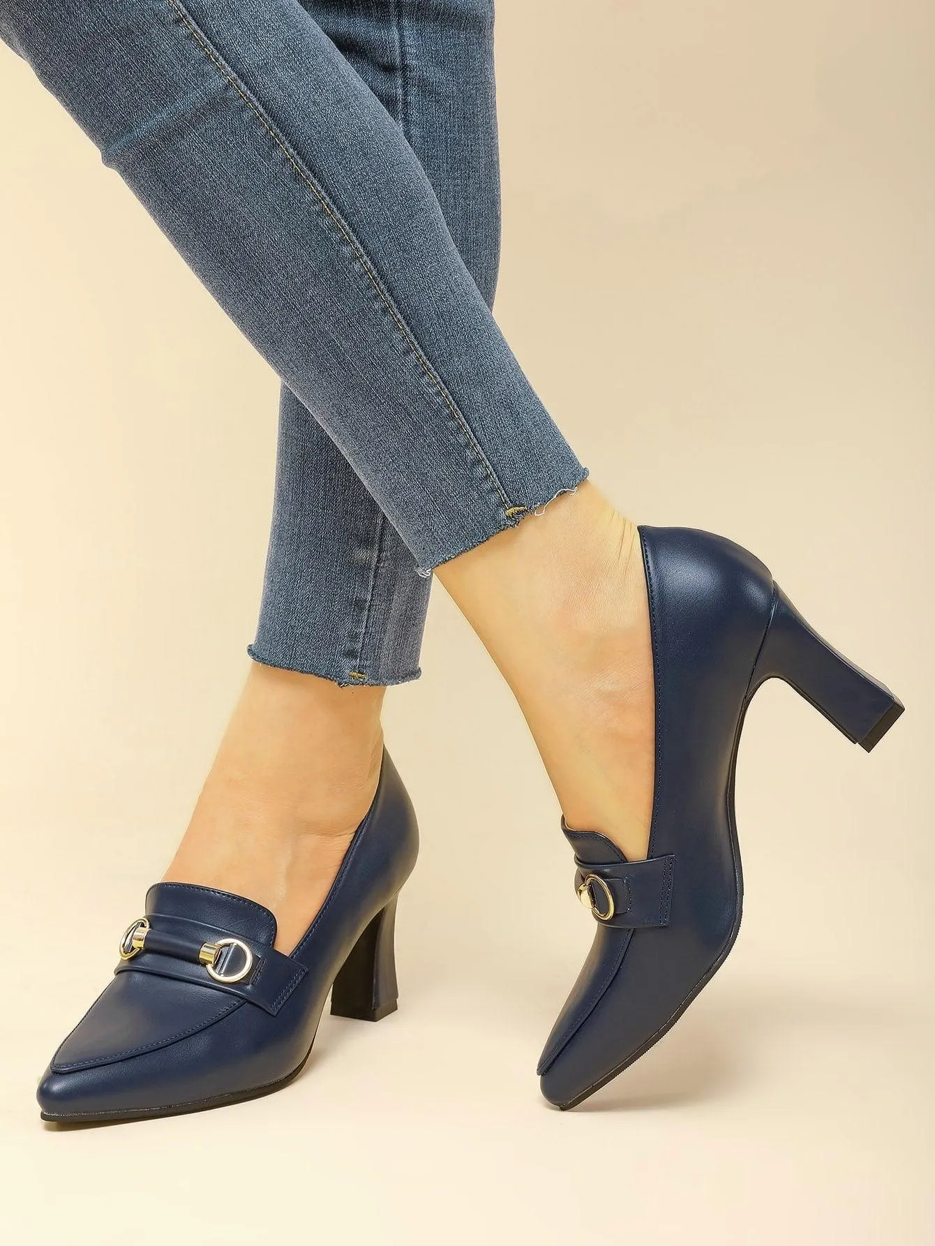 Metal Decor Point Toe Chunky Heeled Loafers