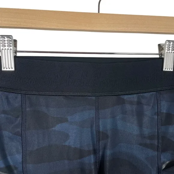 NWOT Lululemon Logo Waistband High Rise Pocket Bike Shorts in Blue Camo Size 4