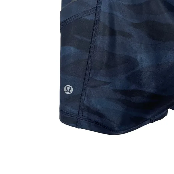 NWOT Lululemon Logo Waistband High Rise Pocket Bike Shorts in Blue Camo Size 4