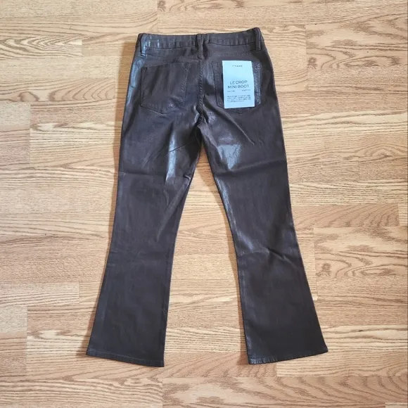 NWT Frame Le Crop Mini Boot Jean, Mid-Rise in Mahogany, Size 28