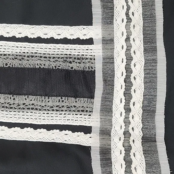NWT M.S.S.P. Milana Black &amp; Cream  Embroidered Lace Trim Sleeveless Mini  Dress