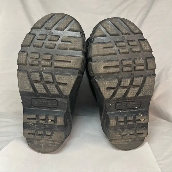 Sorel Flurry Weather Resistant Winter Snow Boot Insulated Black Youth Boys 11