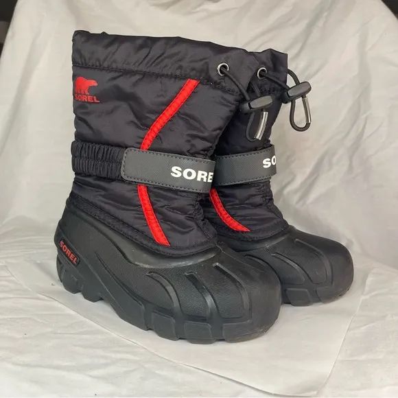 Sorel Flurry Weather Resistant Winter Snow Boot Insulated Black Youth Boys 11