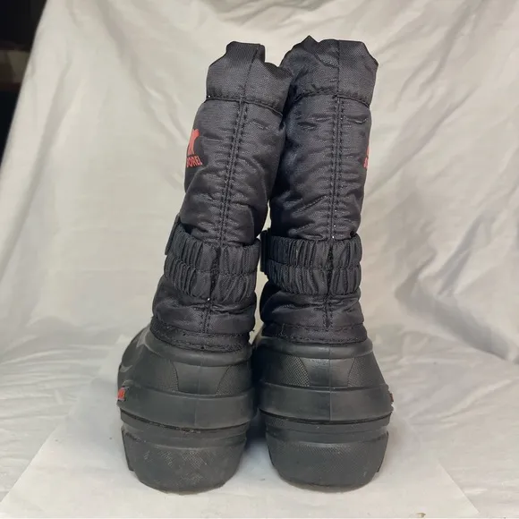 Sorel Flurry Weather Resistant Winter Snow Boot Insulated Black Youth Boys 11