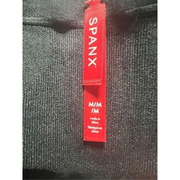 Spanx Women's OnCore Sculpting Mid-Thigh Shorts Very Black Medium NWT