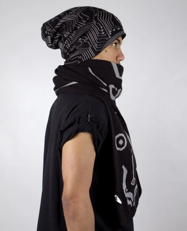 T SCARF