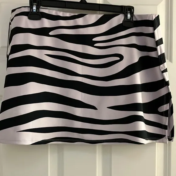 Tail Active Tennis/Golf/Athletic Skort, NWT!