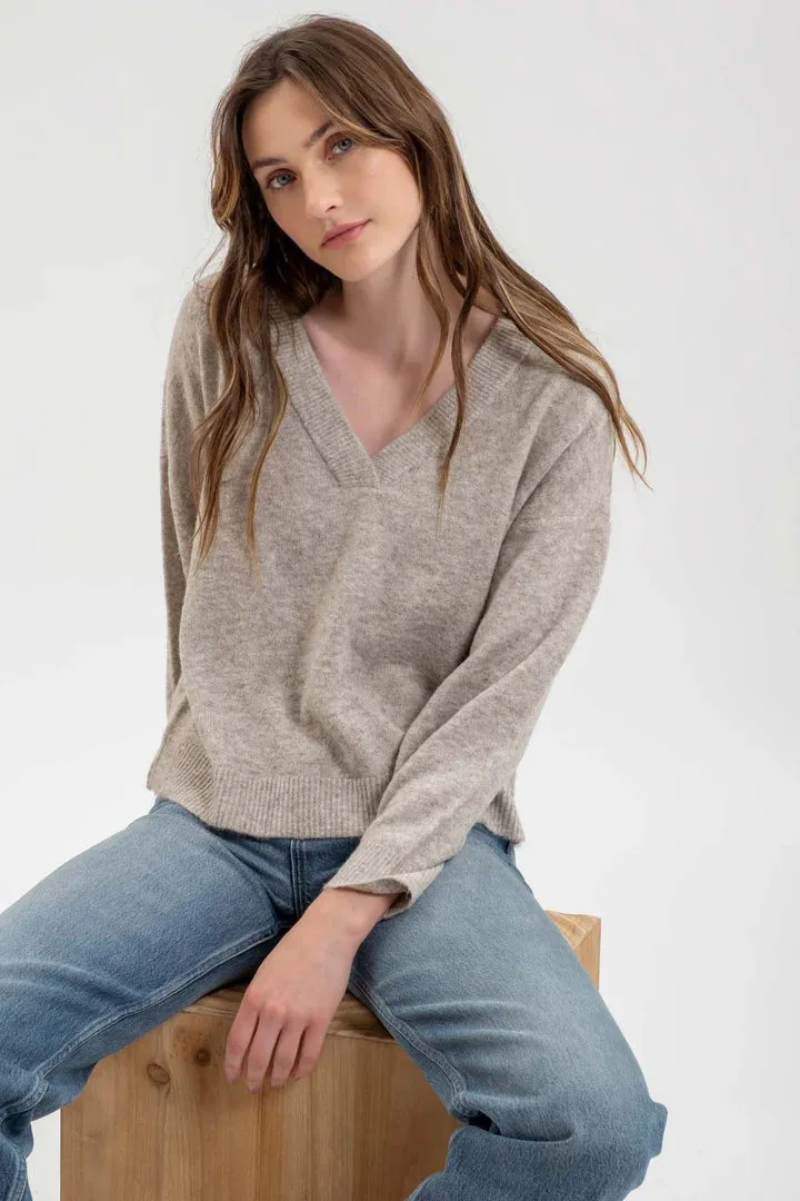 The Amalia V-Neck Basic Sweater