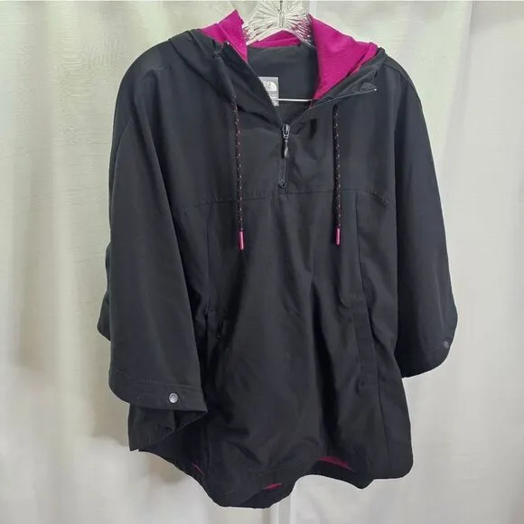 The North Face Black and Pink Vida Poncho Jacket Size Small