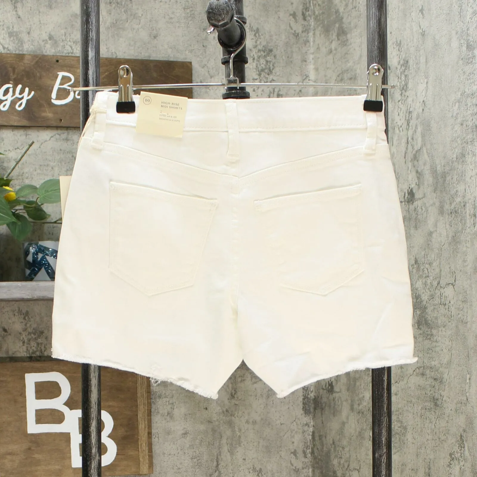 Universal Thread Women's High Rise Jean Shorts