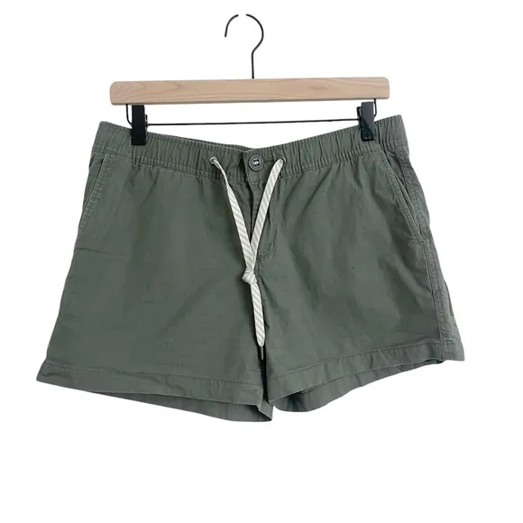 VUORI Vintage Ripstop Short Army Green Gray - Excellent Pre-Owned, Medium