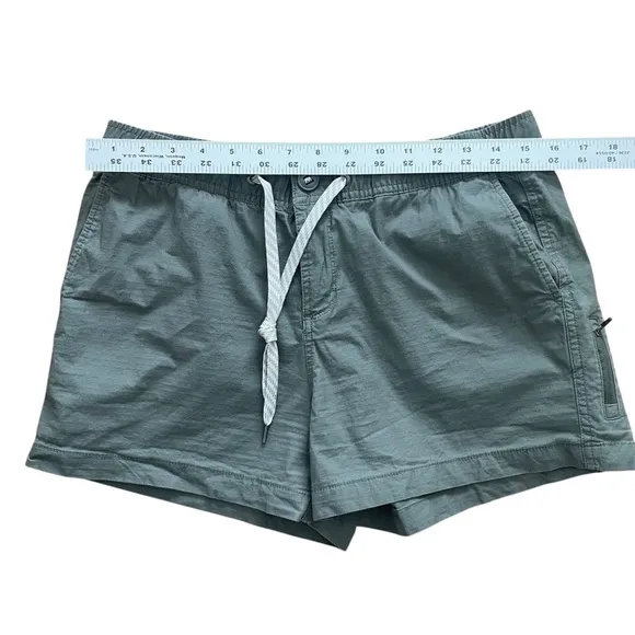 VUORI Vintage Ripstop Short Army Green Gray - Excellent Pre-Owned, Medium