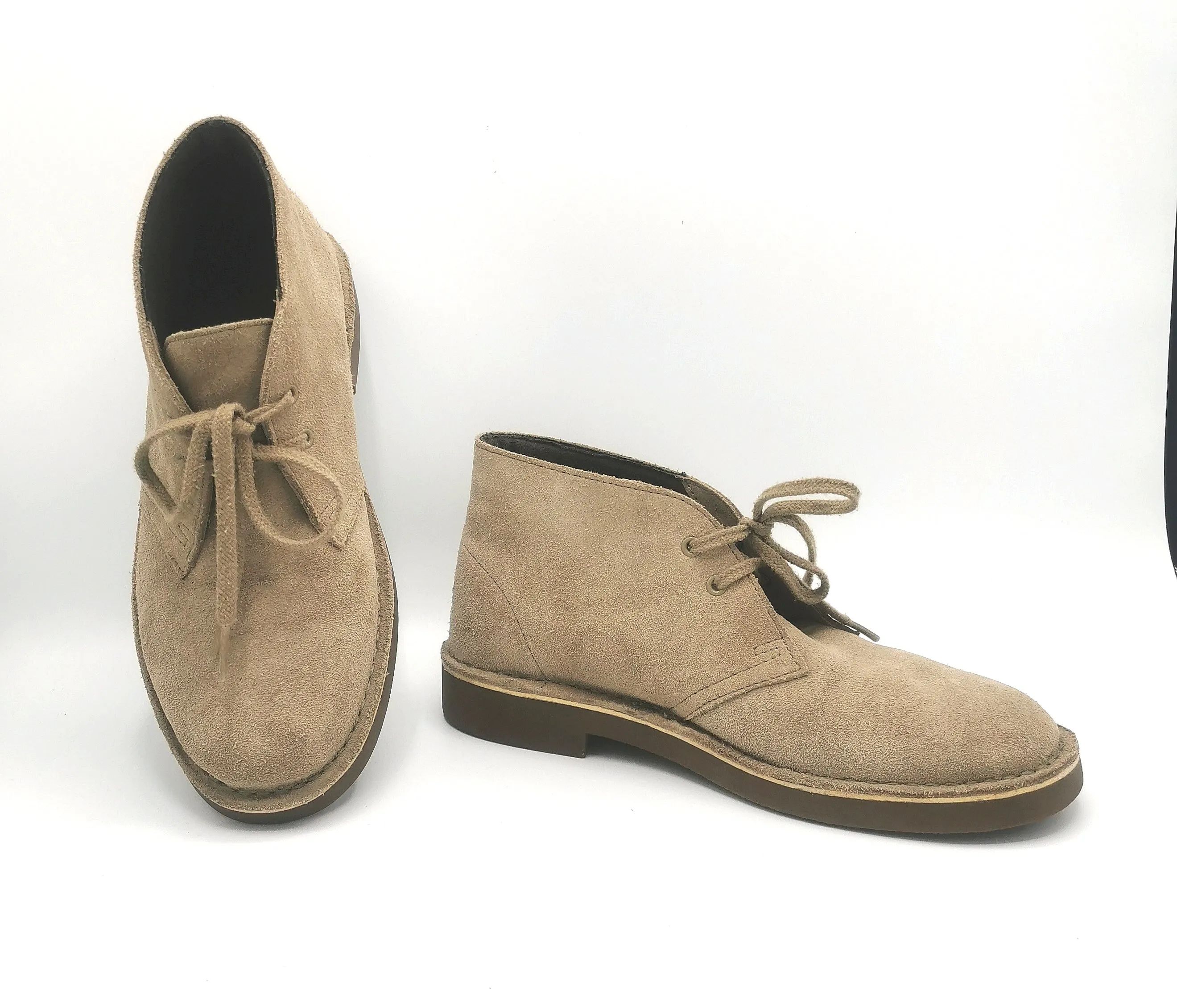 WOMENS SIZE 7.5 - CLARKS, Light Tan Suede, Fleece Lined Ankle Boots EUC B22