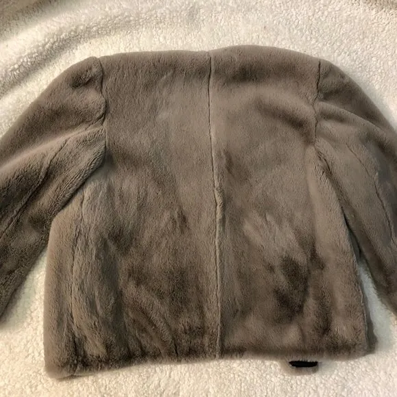 ZARA Women Jacket Women Size S Gray Tau[e Faux Fur Long Sleeve Open Front